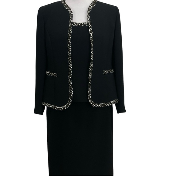Kasper Black 3 Piece Suit Size 8P New With Tags